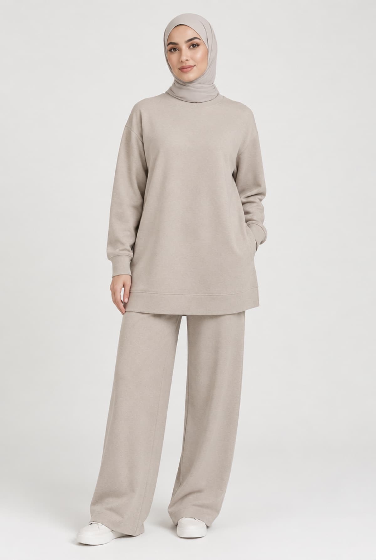 Essential Long Sweatshirt